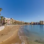 Calle Concordia 86, Two Bedroom Apartment, Up To 6 Guests, Near Del Cura Beach,supermarket Mercadona And Bus Station Apartman *