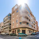 Apartman Calle Concordia 86, Two Bedroom Apartment, Up To 6 Guests, Near Del Cura Beach,supermarket Mercadona And Bus Station