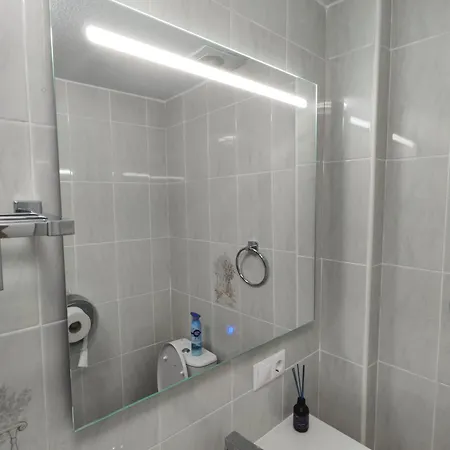 Apartament Calle Concordia 86, Two Bedroom Apartment, Up To 6 Guests, Near Del Cura Beach,supermarket Mercadona And Bus Station