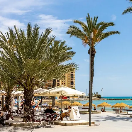 Apartment Concordia Beachside Apartment: Near Del Cura & Station *
