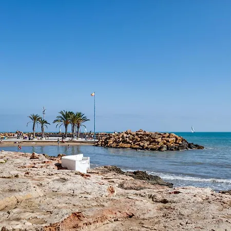 Concordia Beachside Apartment: Near Del Cura & Station * Torrevieja