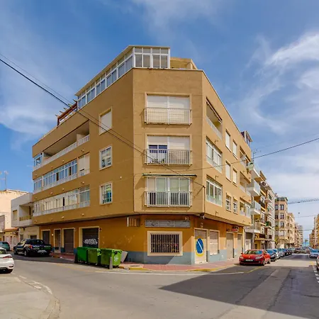 Calle Concordia 86, Two Bedroom Apartment, Up To 6 Guests, Near Del Cura Beach,supermarket Mercadona And Bus Station Apartament