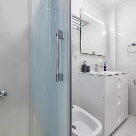 Apartament Calle Concordia 86, Two Bedroom Apartment, Up To 6 Guests, Near Del Cura Beach,supermarket Mercadona And Bus Station