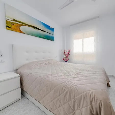 Calle Concordia 86, Two Bedroom Apartment, Up To 6 Guests, Near Del Cura Beach,supermarket Mercadona And Bus Station Apartament Torrevieja
